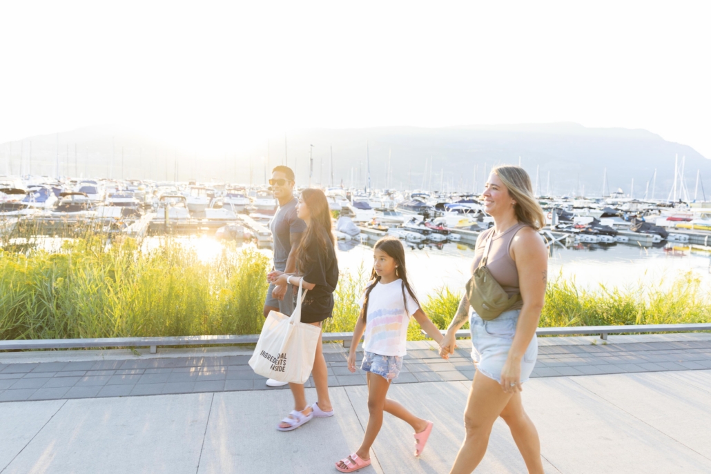 Walking along the Waterfront Promenade. Photo courtesy of tourismkelowna.com – Darren Hull Studios